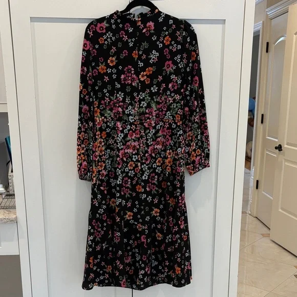 Maggy London 8 Floral Black Dress - Picture 6 of 6